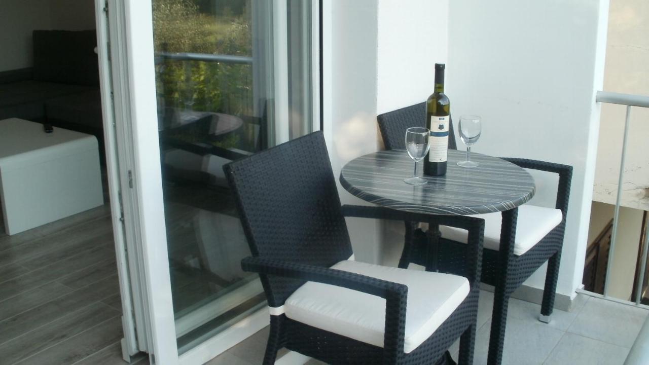 Apartment Nino Gradac  Exteriér fotografie
