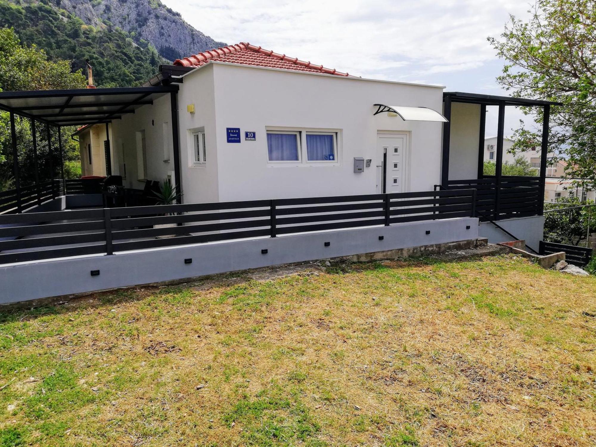 Apartment Nino Gradac  Exteriér fotografie