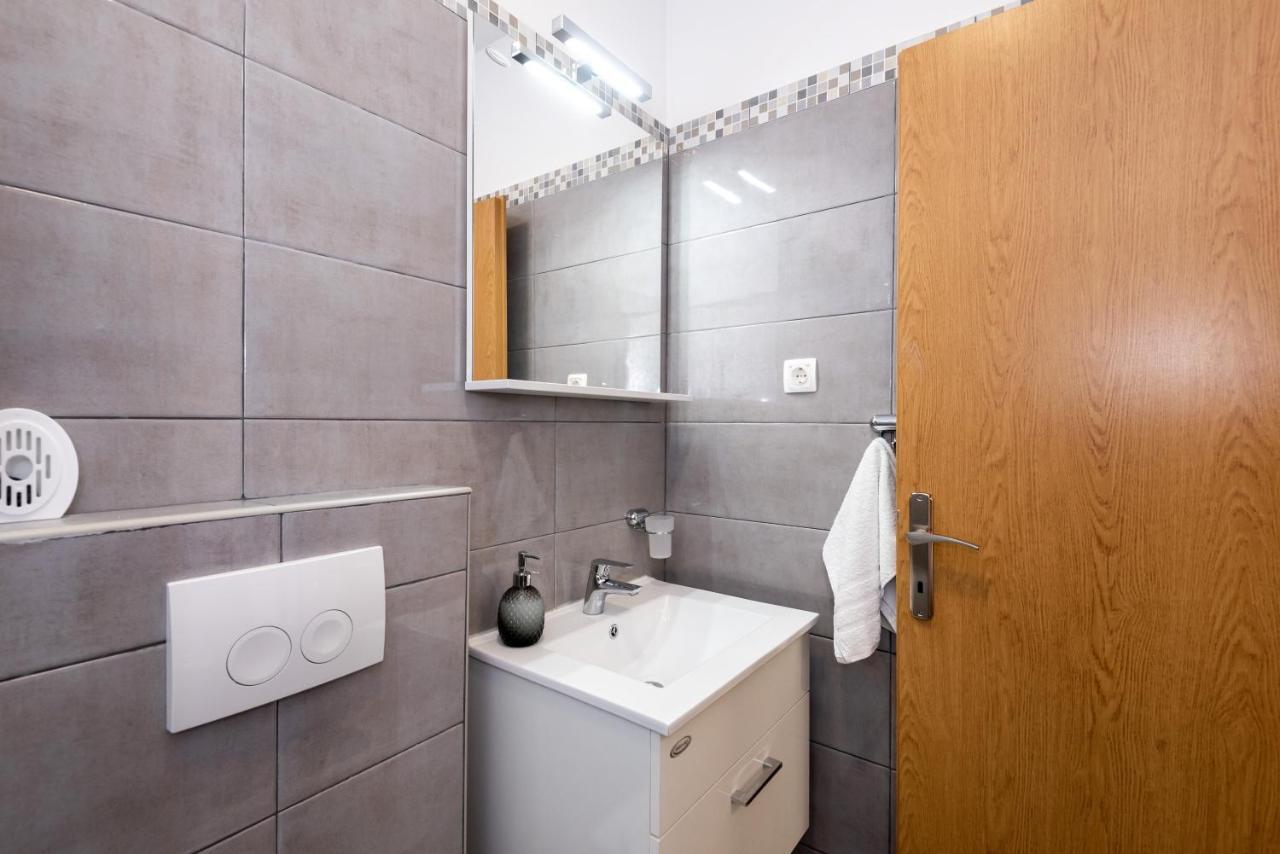 Apartment Nino Gradac  Exteriér fotografie